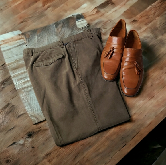 Dockers Other - Dockers Flat Front Classic Fit Tencel Blend Weatherd Soft Casual Pants 38×29